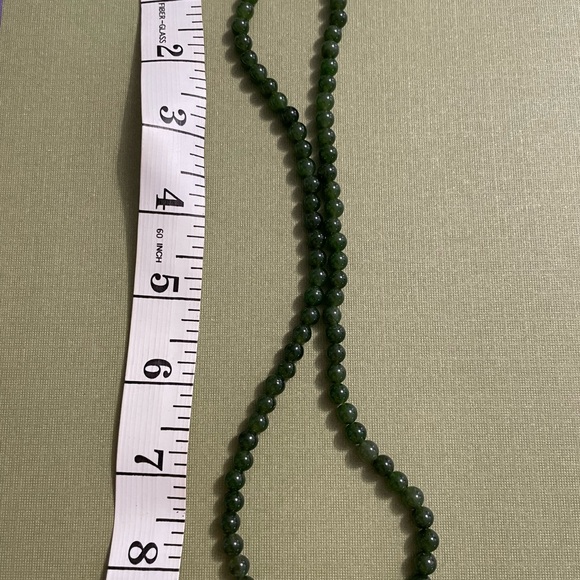 Source Unknown Jewelry - Elegant Green Beaded Necklace